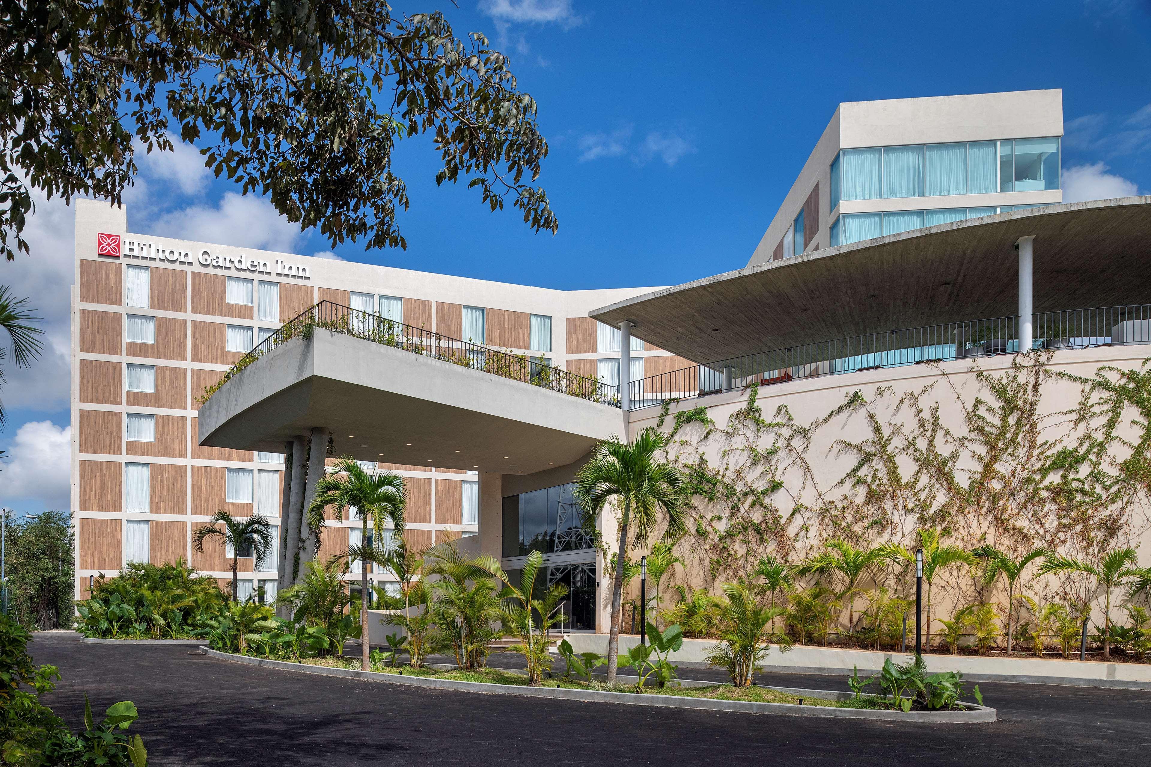 Hilton Garden Inn Cancun Airport Buitenkant foto